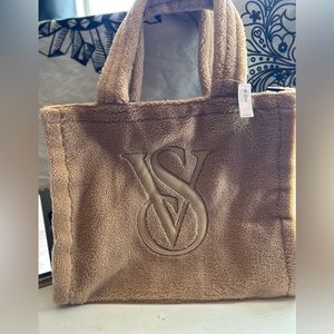 NWT-Victorias Secret Large Teddy Tote